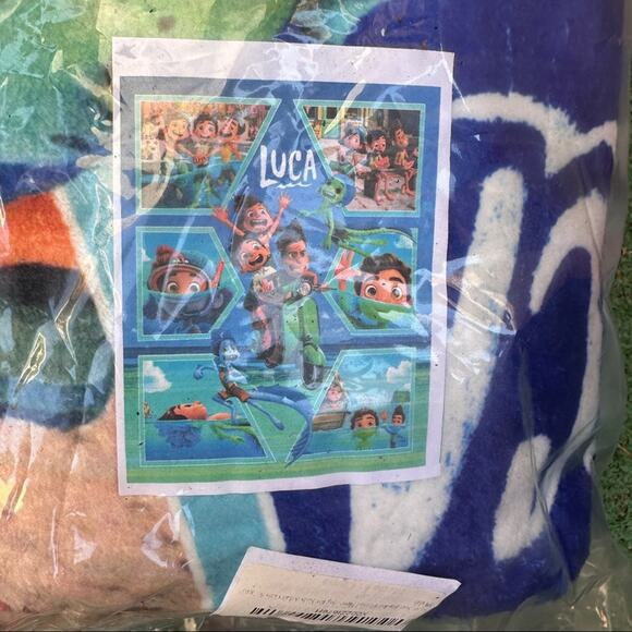 Luca Throw Blanket 60 x 50 inch Super Soft Blanket - Picture 3 of 5